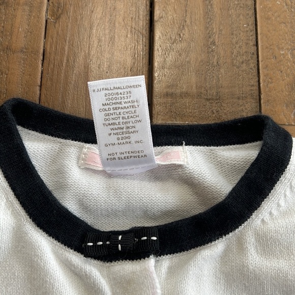 Janie and jack black and white bow cardigan sweater - Picture 4 of 5